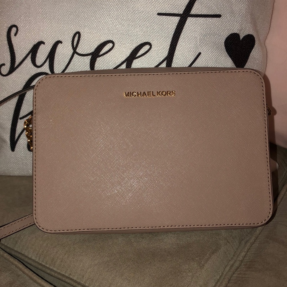 Large jet set Michael kors crossbody